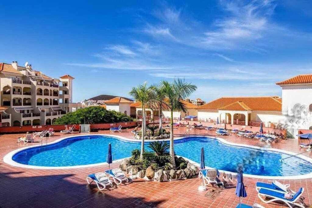 Dinastia D201 By Tenerife Rental & Sales Los Cristianos  Exterior photo