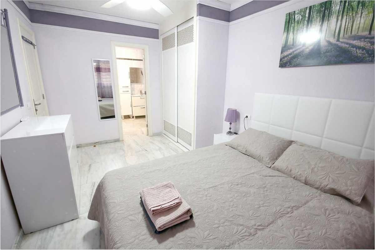 Dinastia D201 By Tenerife Rental & Sales Los Cristianos  Exterior photo