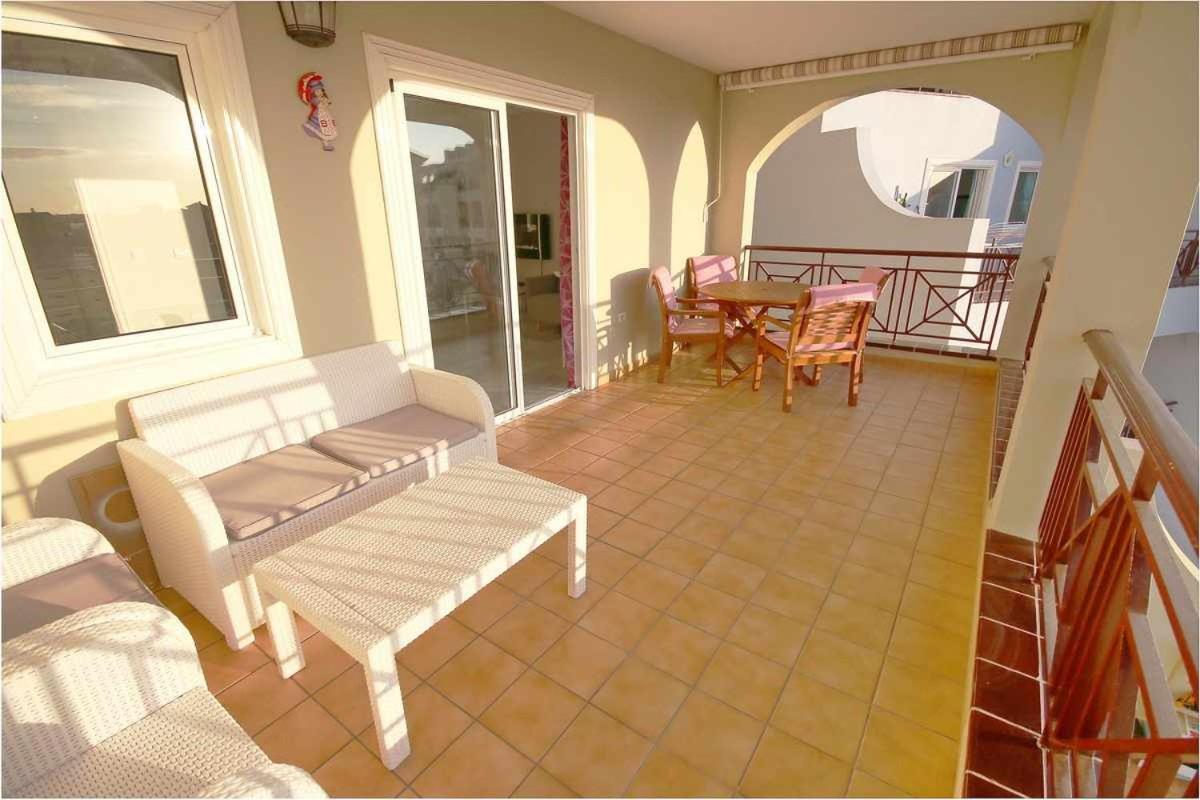 Dinastia D201 By Tenerife Rental & Sales Los Cristianos  Exterior photo